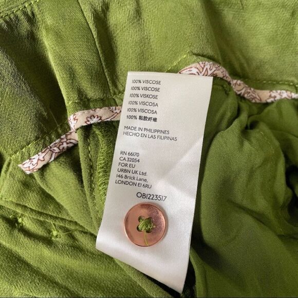 Anthropologie Diandra pleated satin joggers - Picture 9 of 16